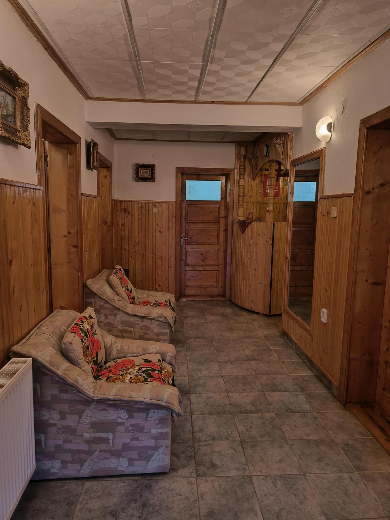 Casa Dintre Meri Poiana Mărului Exterior foto