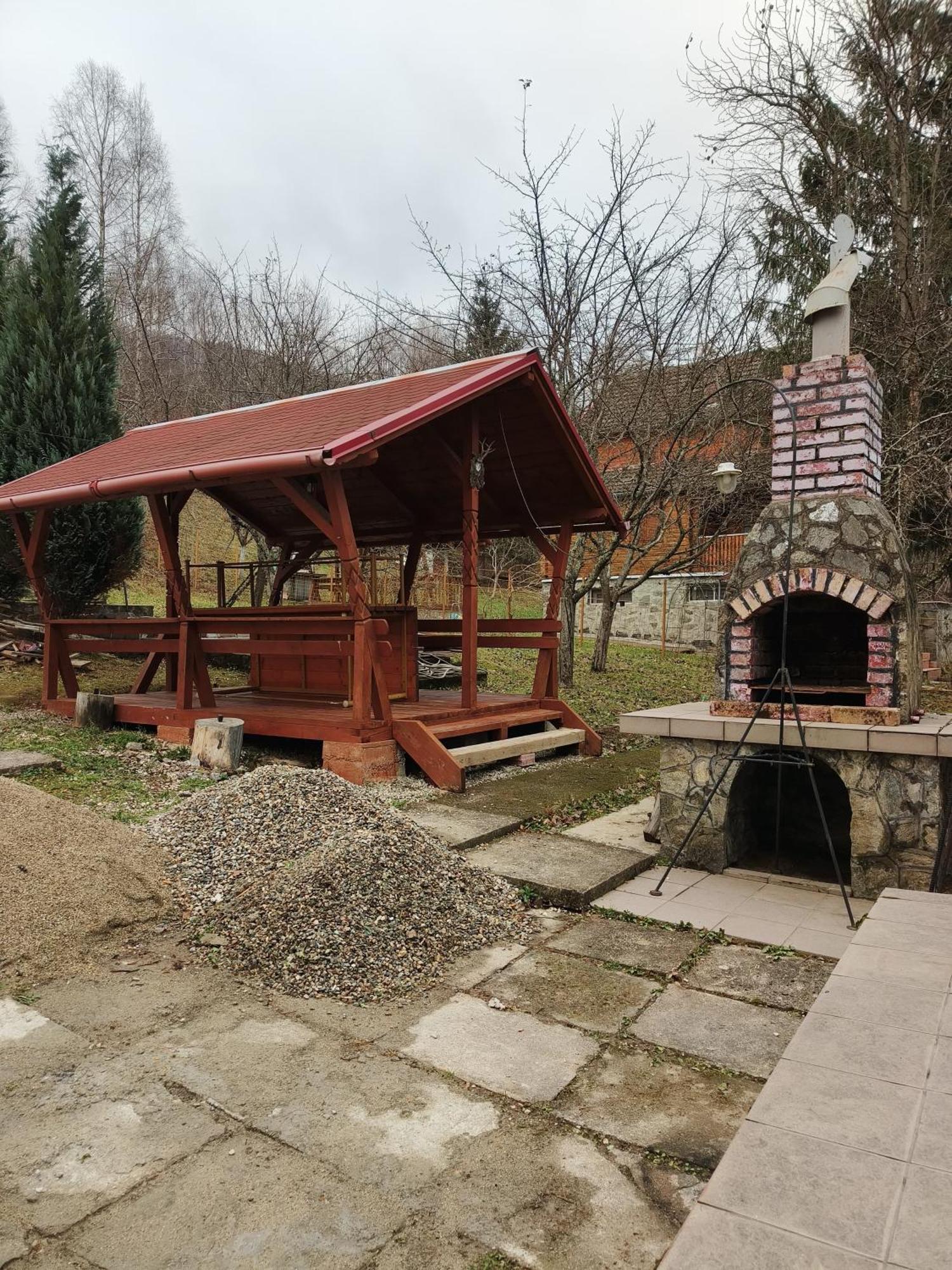 Casa Dintre Meri Poiana Mărului Exterior foto