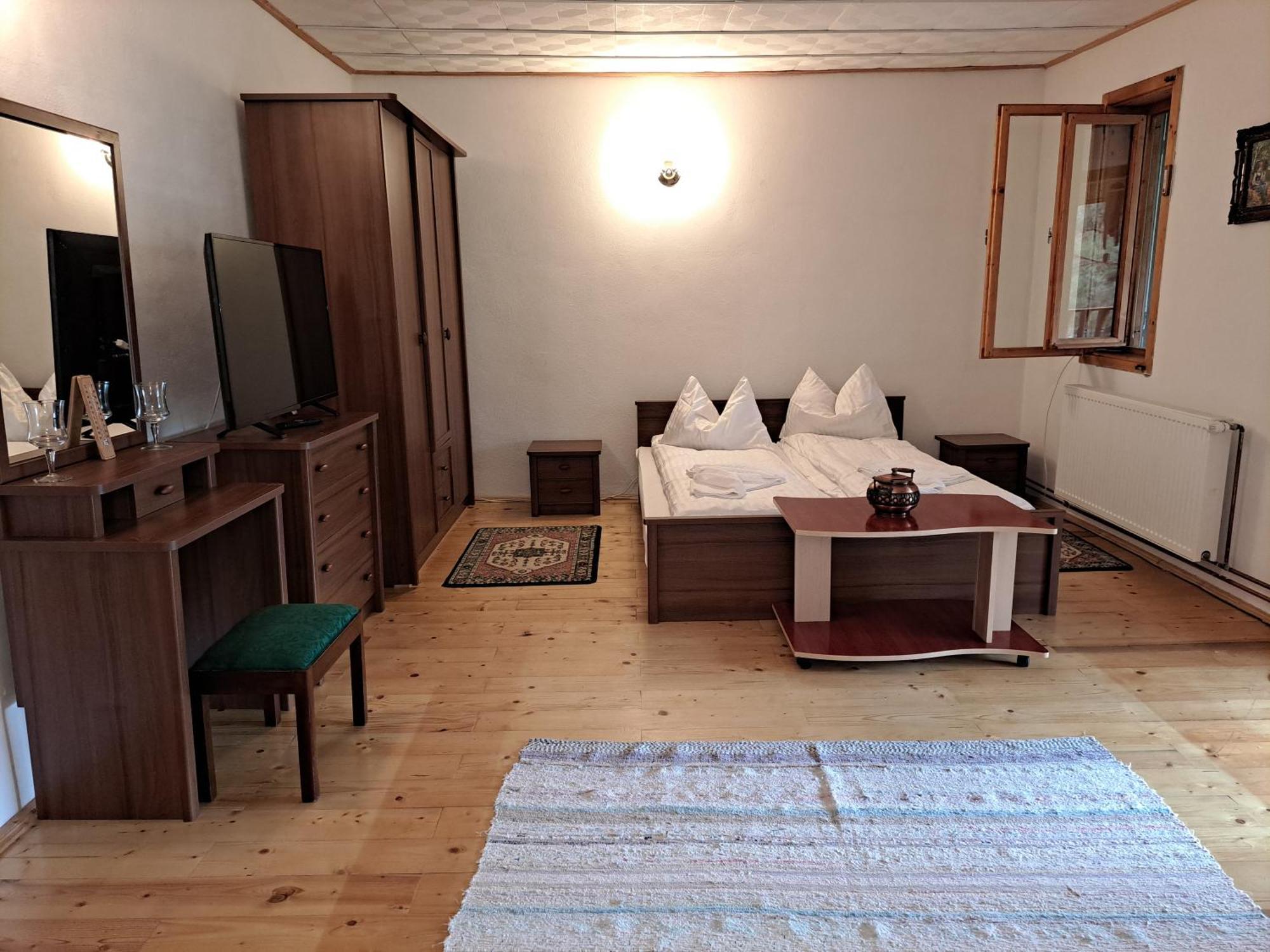 Casa Dintre Meri Poiana Mărului Exterior foto